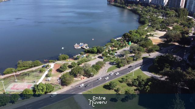 Lagoa Rodrigo de Freitas e Praça Professor Arnaldo de Morais, Rio de Janeiro/RJ