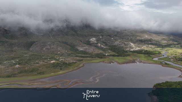 Lapinha da Serra MG — vídeo aéreo de Santana do Riacho