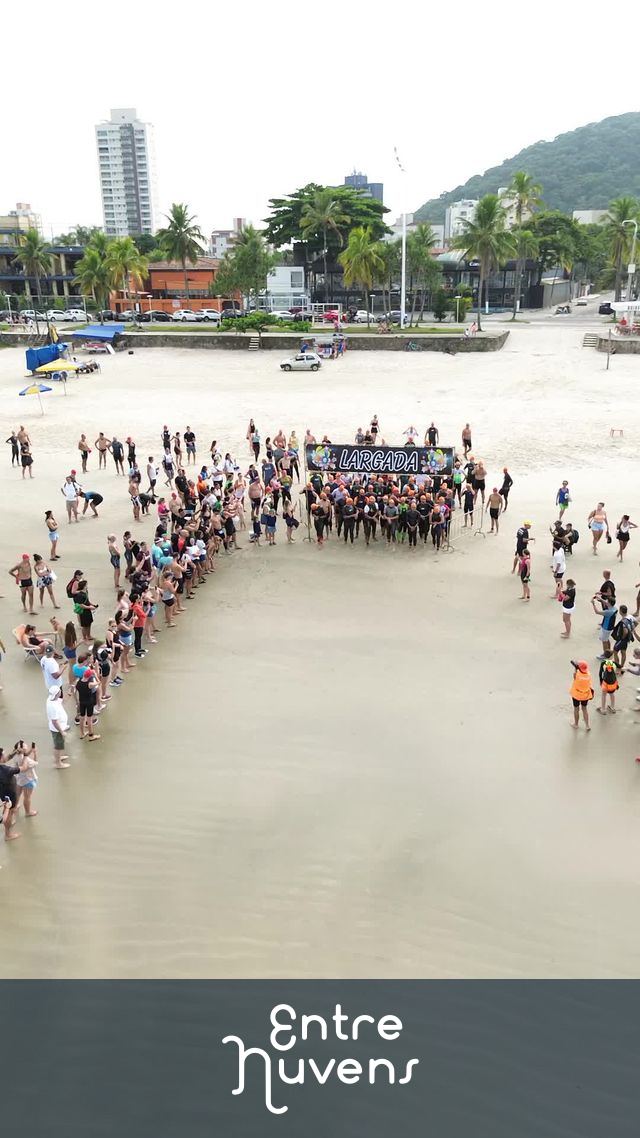 Largada prova de triatlon 