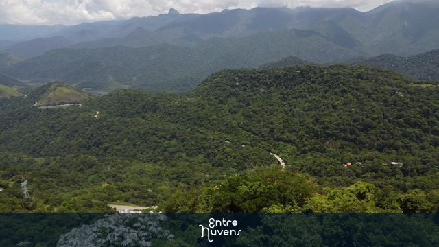 Linda imagem muito linda da Serra de Petrópolis 