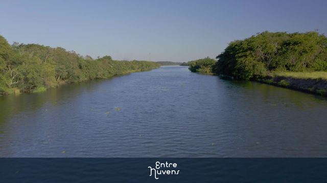 low flight over the Tiete River