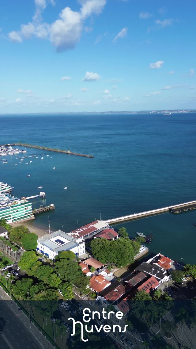 Marina e cais em Salvador, vista aérea