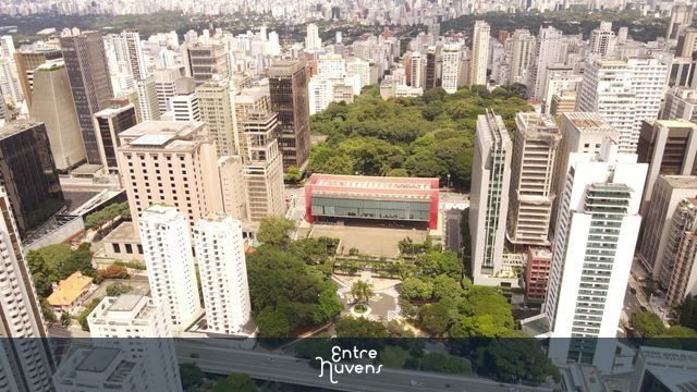 MASP em destaque na Avenida Paulista