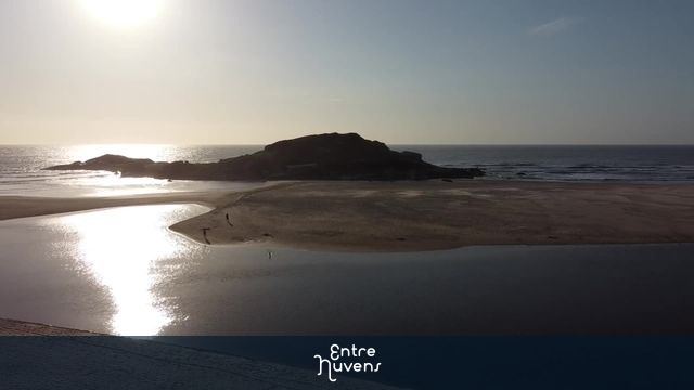 Mirante Praia da Barra e Ferrugem — vídeo aéreo de Garopaba