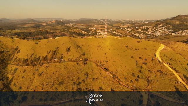 Morro do Capuava — vídeo aéreo de Pirapora do Bom Jesus