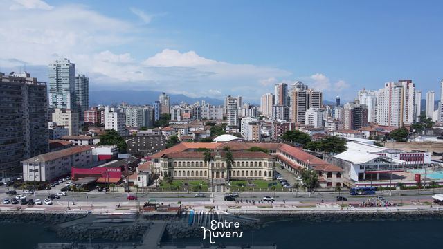Museu da Pesca e Skyline de Santos
