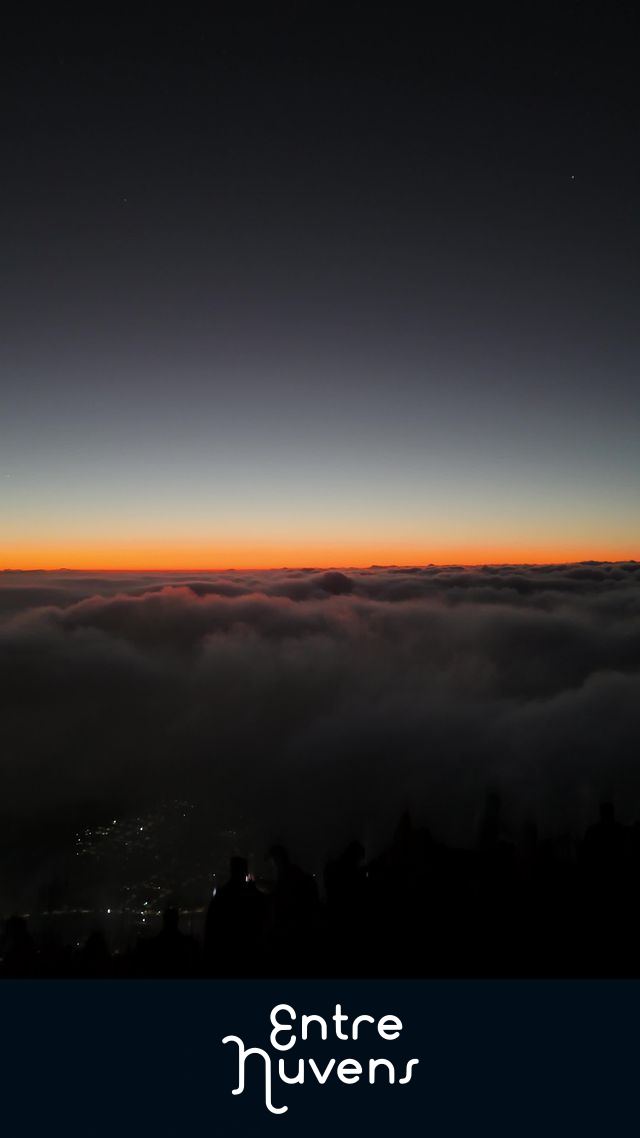 Nascer do Sol Morro Cambirella — vídeo aéreo de Palhoça