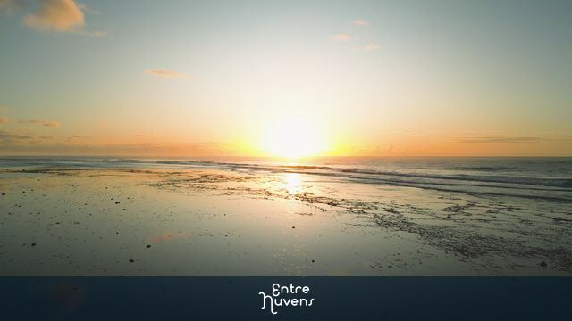 Nascer do Sol na Praia do Forte - Bahia