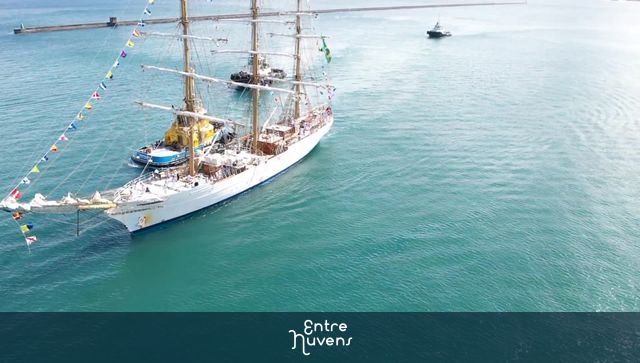 Navio, cor branco