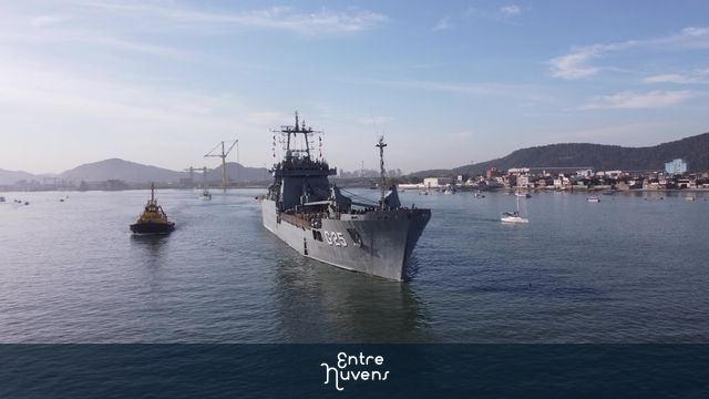 Navio da marinha brasileira Almirante Saboia