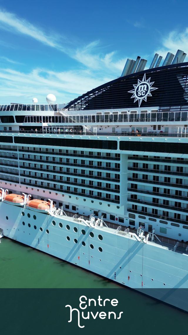 navio2 — vídeo aéreo de Porto Belo