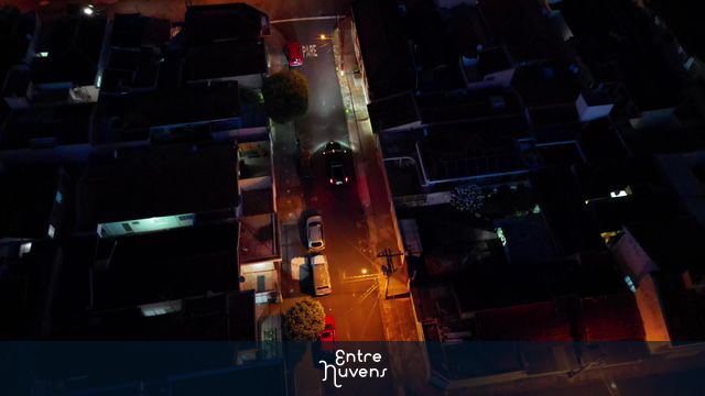 NIGHT FLYING CITY