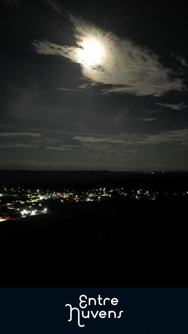 Noite de Lua cheia  — vídeo aéreo de Ulianópolis