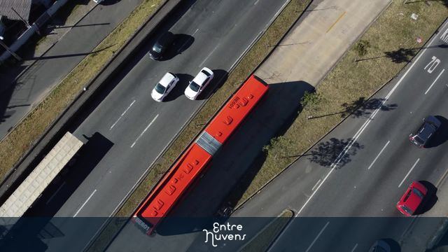 Onibus Expresso (BRT) e transito em Curitiba / Linha Verde - Vista superior