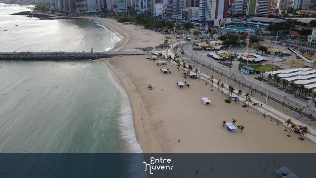 Orla de Fortaleza Praia Deserta ao Amanhecer