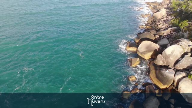 Paraiso chamado Piscinas naturais da barra da lagoa
