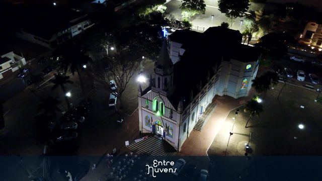 Paróquia Nossa Senhora Aparecida — vídeo aéreo de Olímpia