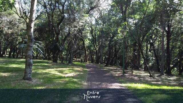 Parque Tarquínio take1 — vídeo aéreo de Cascavel