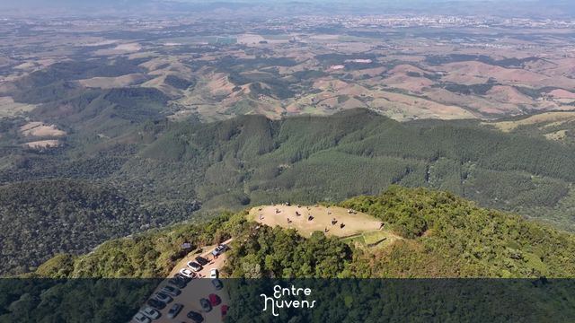 PICO AGUDO — vídeo aéreo de Santo Antônio do Pinhal
