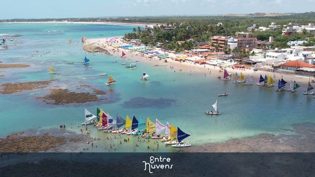 Piscina natural Porto de Galinhas — vídeo aéreo de Ipojuca