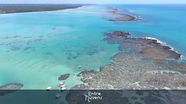 Piscinas naturais de Milagres — vídeo aéreo de São Miguel dos Milagres