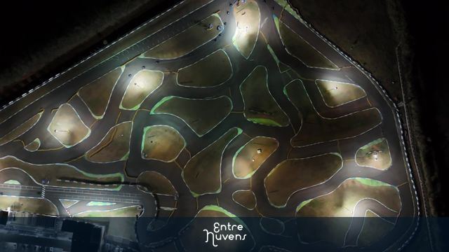 Pista de kart iluminada vista do alto — vídeo aéreo de São Paulo