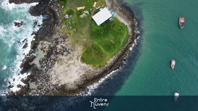 Ponta da Campanha na Praia da Armação