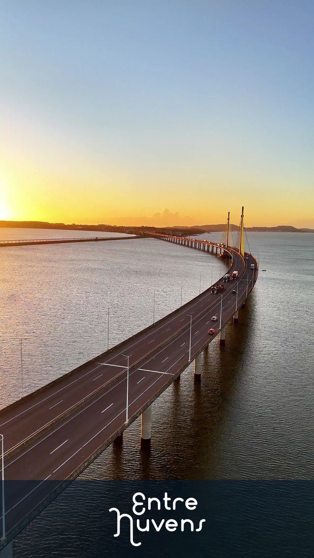 Ponte Anita Garibaldi | Amanhecer — vídeo aéreo de Laguna