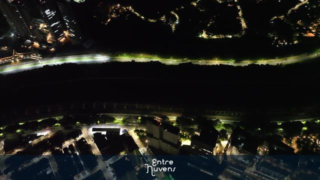 PONTE ESTAIADA A NOITE