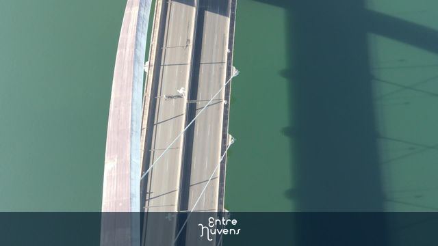 Ponte JK olha diferenciado
