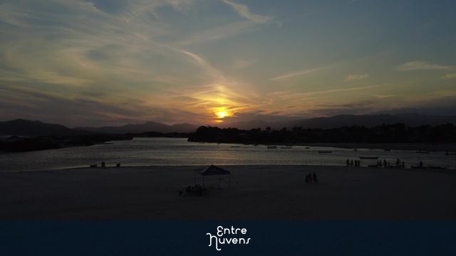 Pôr do sol  — vídeo aéreo de Paulo Lopes