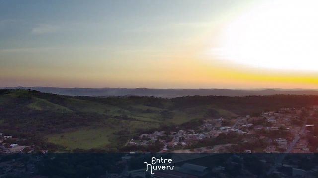 Por do sol em Vespasiano Minas gerais .