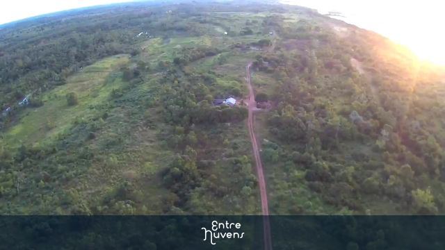 Por do sol no Rio Tocantins — vídeo aéreo de São Sebastião do Tocantins
