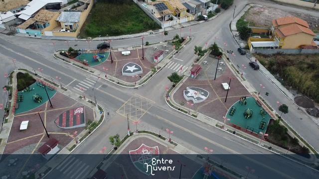 PRAÇA DOS TIMES, ITAIPUAÇU, MARICÁ, RJ.