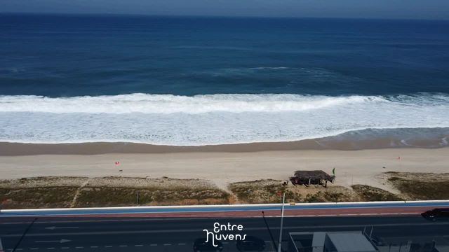Praia de Itaipuaçu — vídeo aéreo de Maricá