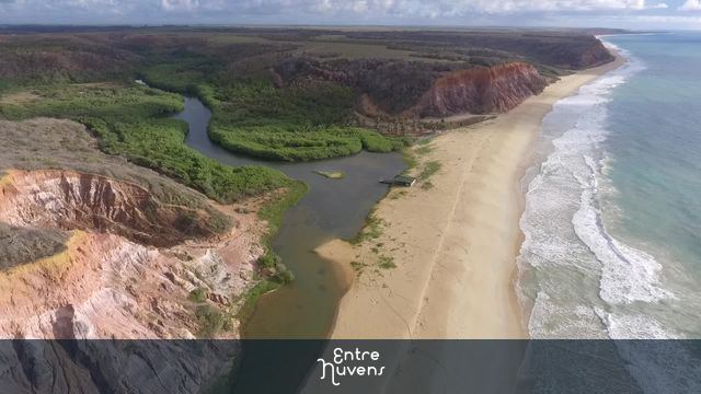 Praia de Lagoa Azeda — vídeo aéreo de Barra de São Miguel