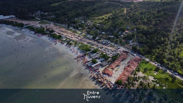 Praia de Mangue Seco — vídeo aéreo de Igarassu