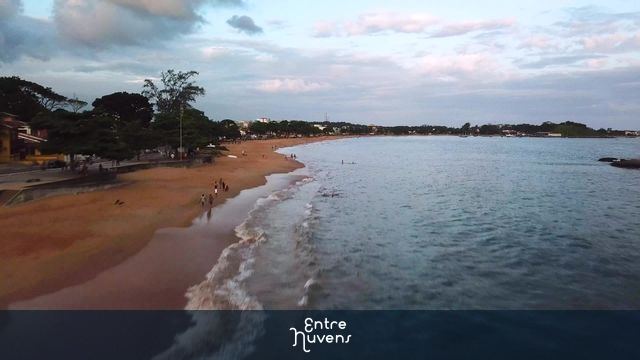 Praia do Bosque em dia nublado, Rio das Ostras-RJ
