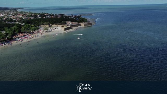 Praia do Forte Orange — vídeo aéreo de Ilha de Itamaracá