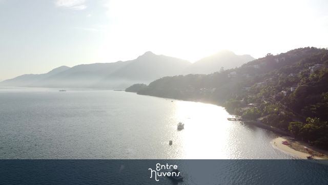 Praia em Ilha Bela/SP