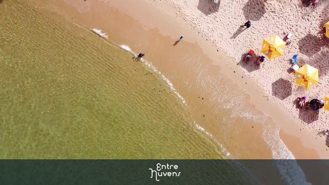 Praia, onda, suavidade e paz