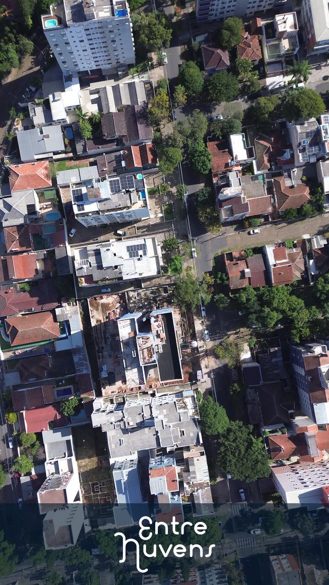 Prédio em Obras em Porto Alegre