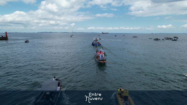 Procissão do Senhor dos Navegantes — vídeo aéreo de Salvador