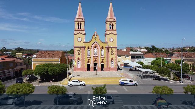 REVEAL OUT IGREJA SÉ LAVRAS DA MANGABEIRA