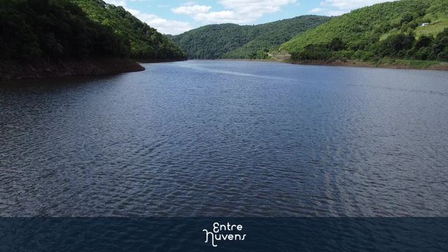 RIO PELOTAS, DIVISA RS - SC — vídeo aéreo de Vacaria