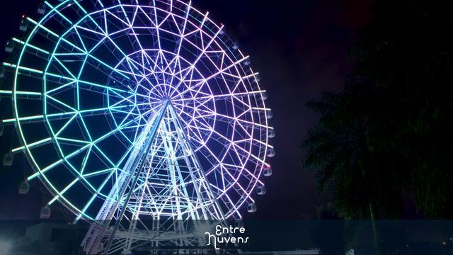 Roda Gigante colorida - Time Lapse