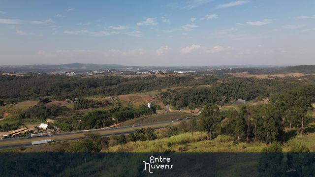 Rodovia dos bandeirantes em movimento. — vídeo aéreo de Itupeva