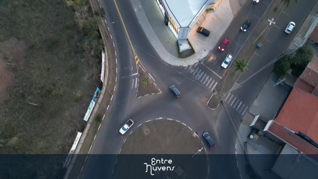 Rotatória — vídeo aéreo de Campinas