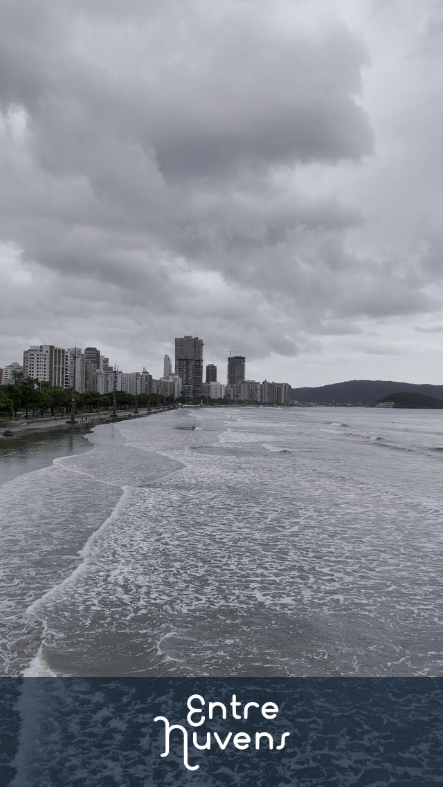 Santos nublado