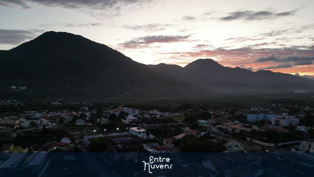 sobrevoo cidade peruibe — vídeo aéreo de Peruíbe